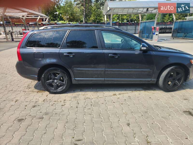 Универсал Volvo V50 2010 в Ровно