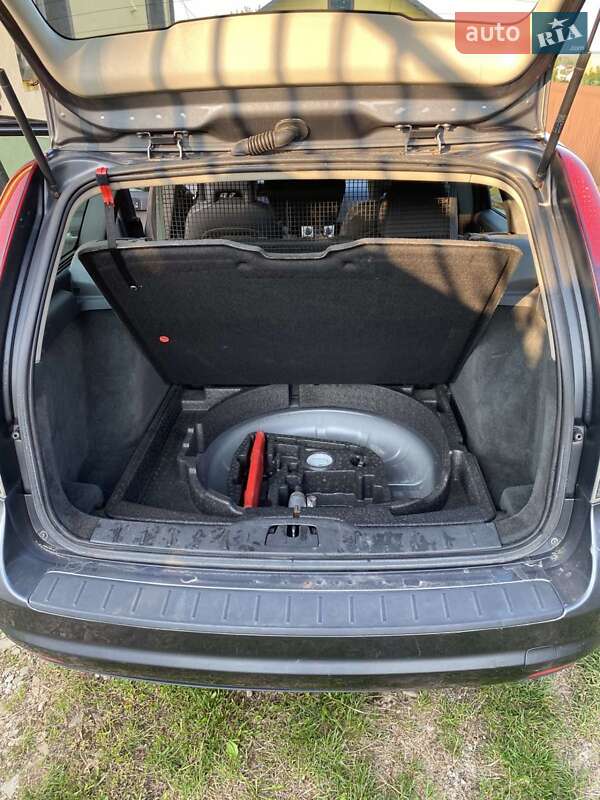 Універсал Volvo V50 2008 в Бориславі