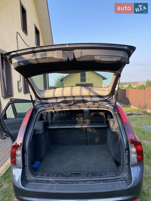 Універсал Volvo V50 2008 в Бориславі