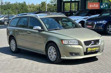 Універсал Volvo V50 2008 в Чернівцях