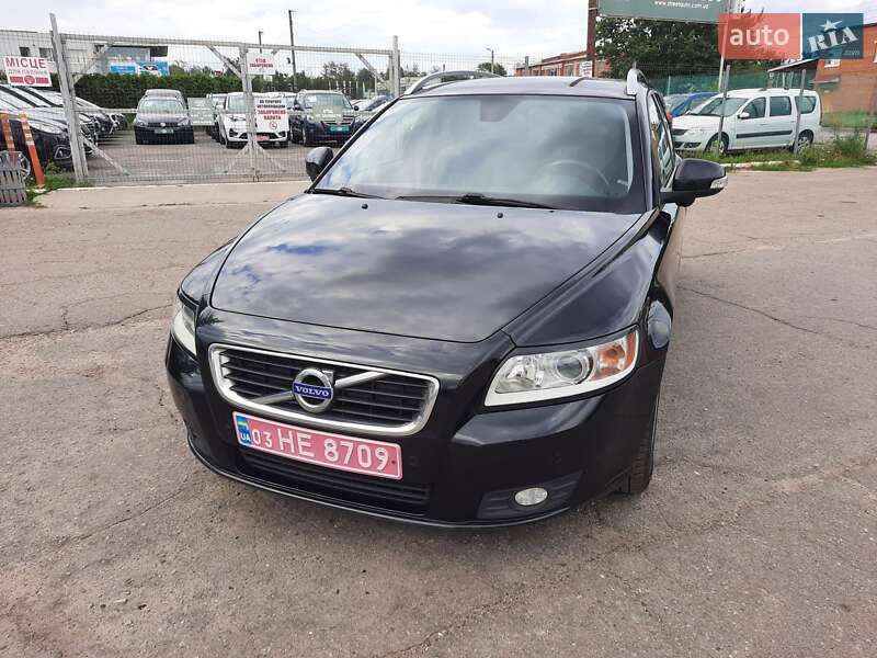 Универсал Volvo V50 2012 в Полтаве