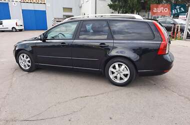 Универсал Volvo V50 2012 в 