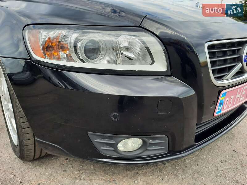 Универсал Volvo V50 2012 в Полтаве