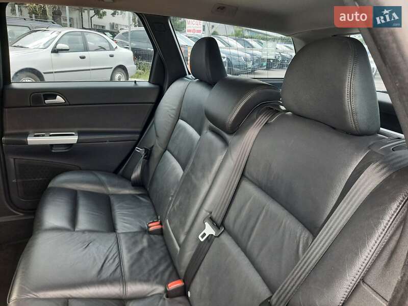 Универсал Volvo V50 2012 в Полтаве