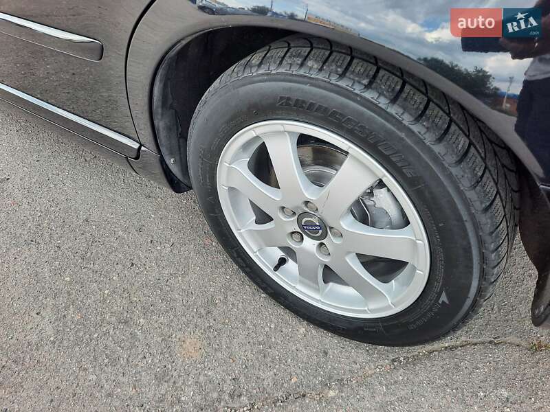 Универсал Volvo V50 2012 в Полтаве