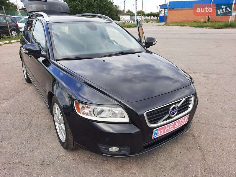 Универсал Volvo V50 2012 в Полтаве