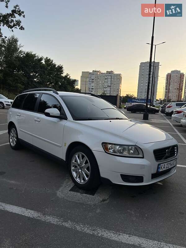 Volvo V50 2009 Volvo V50 2009