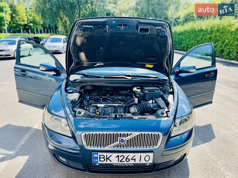 Универсал Volvo V50 2006 в Киеве