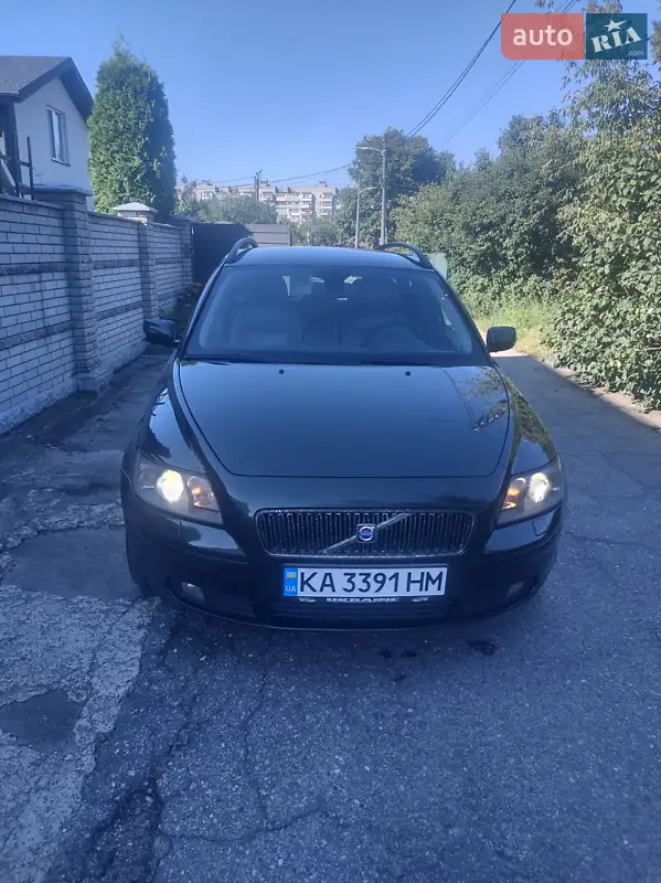 Volvo V50 2004