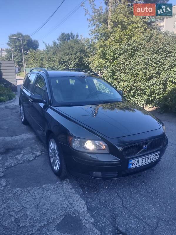 Универсал Volvo V50 2004 в Киеве