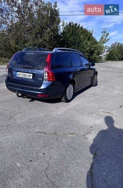 Универсал Volvo V50 2010 в 