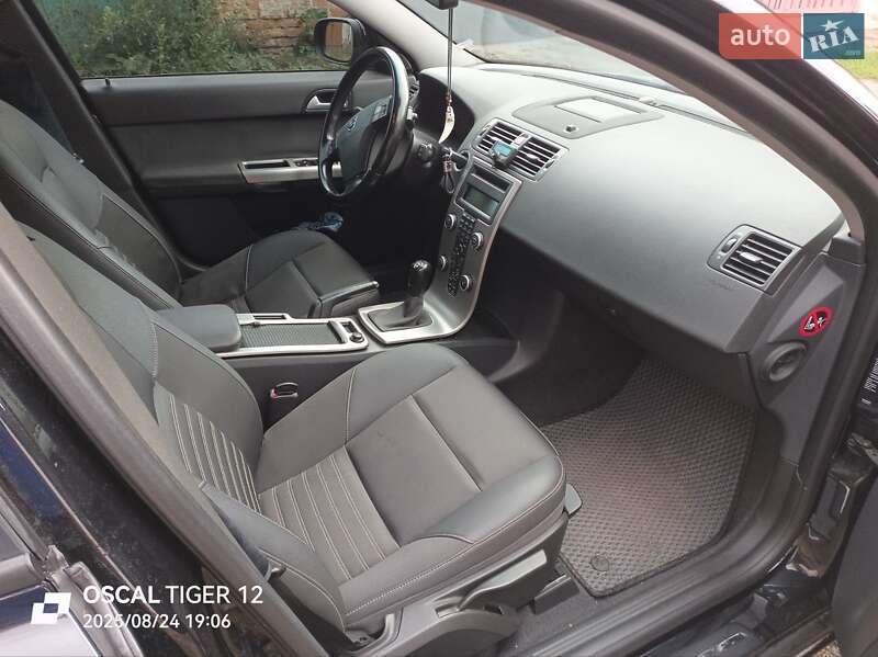 Универсал Volvo V50 2008 в Ватутино фото 14 Универсал Volvo V50 2008 в Ватутино