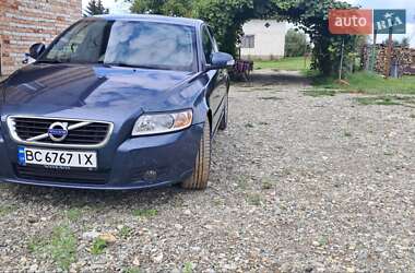 Универсал Volvo V50 2010 в Киеве
