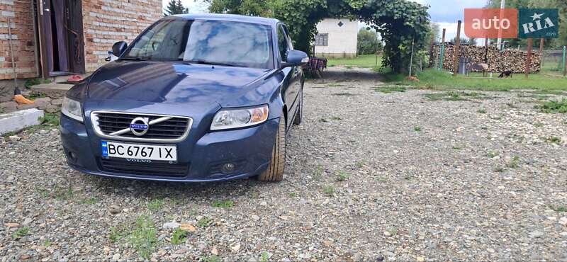 Универсал Volvo V50 2010 в Киеве фото 2 Универсал Volvo V50 2010 в Киеве