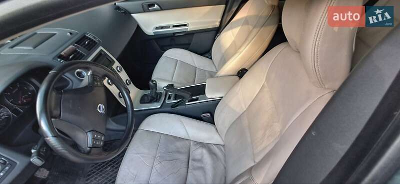 Универсал Volvo V50 2010 в Киеве фото 3 Универсал Volvo V50 2010 в Киеве