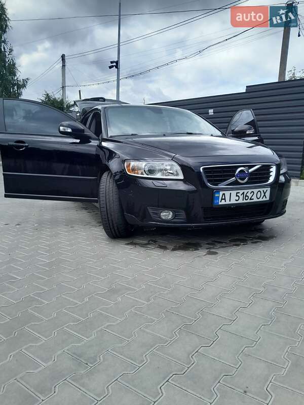 Универсал Volvo V50 2011 в Житомире