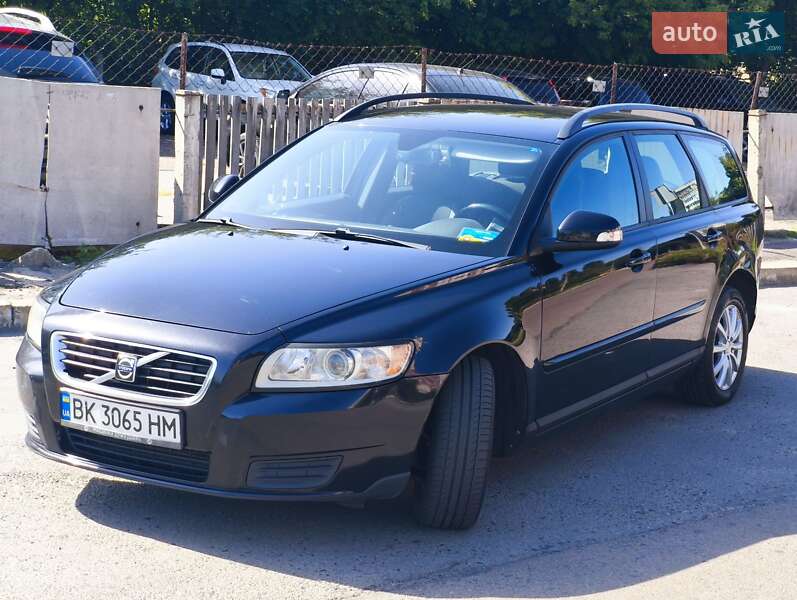 Універсал Volvo V50 2009 в Рівному