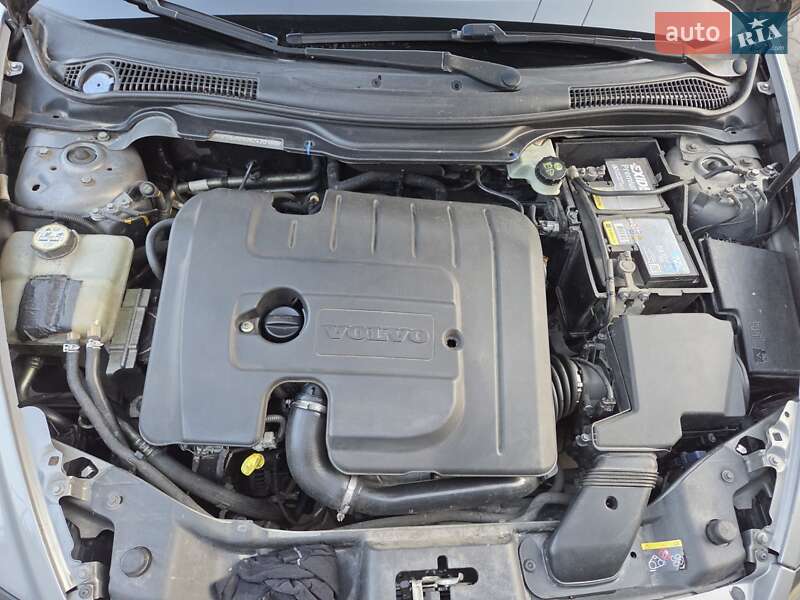 Універсал Volvo V50 2008 в Луцьку