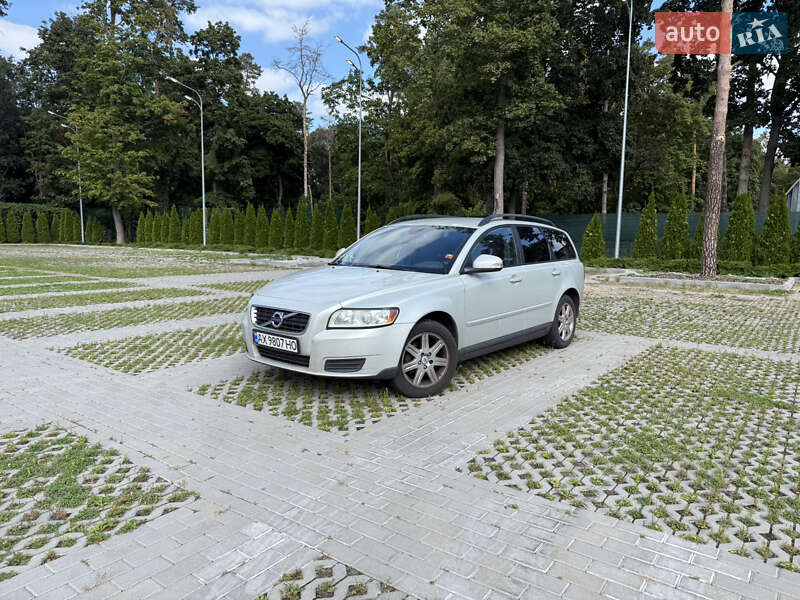 Volvo V50 2010 Volvo V50 2010
