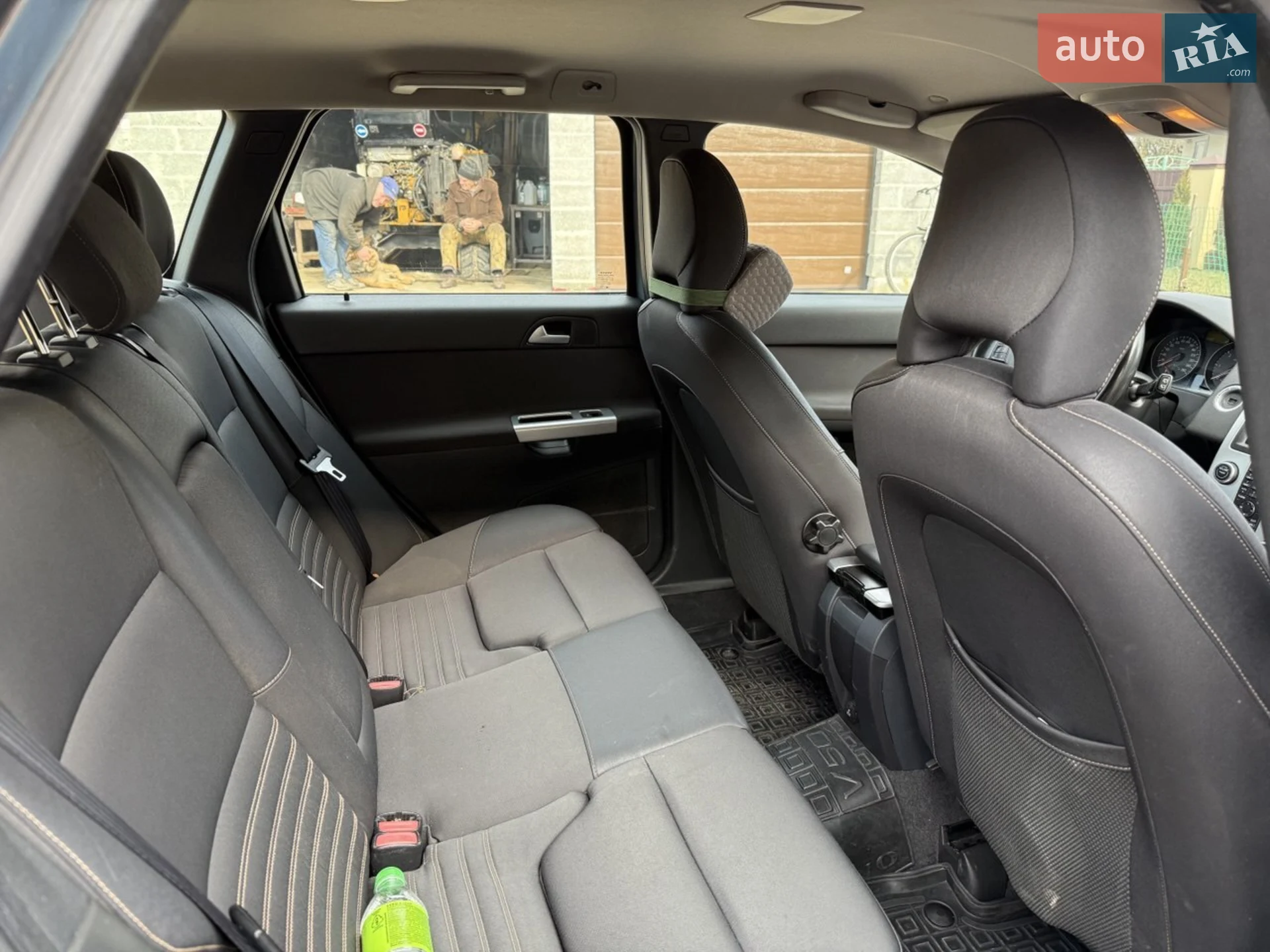 2010 Volvo V50 - мініатюра 11