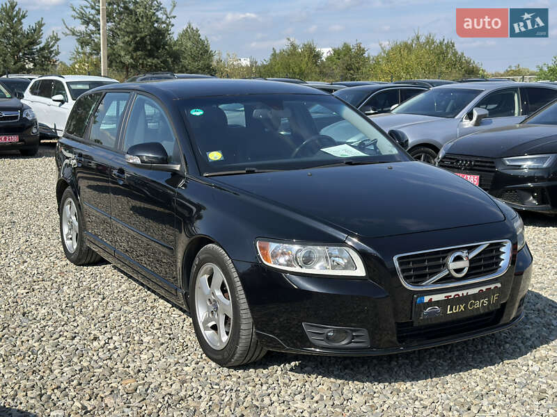Универсал Volvo V50 2011 в 