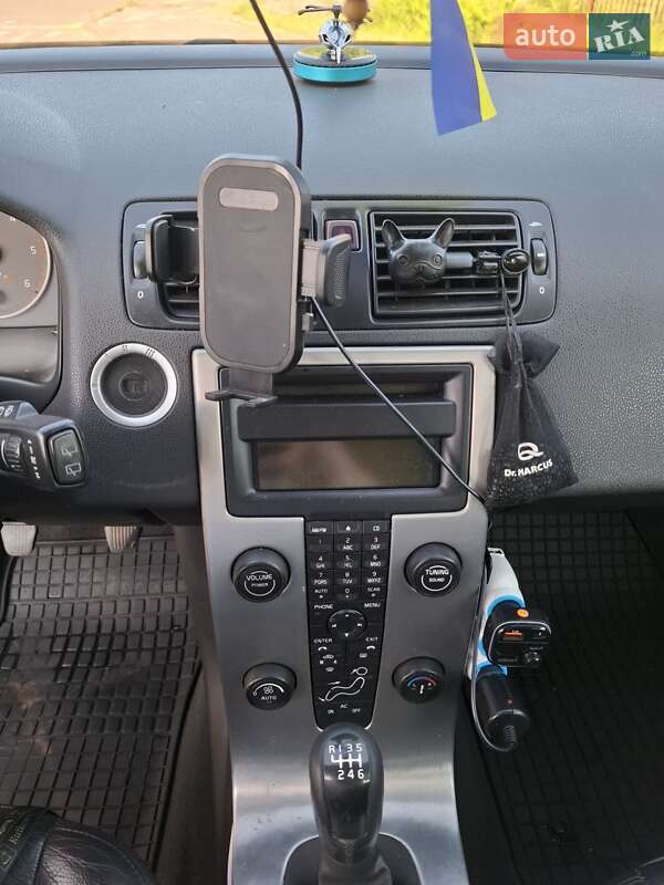 Універсал Volvo V50 2006 в Луцьку