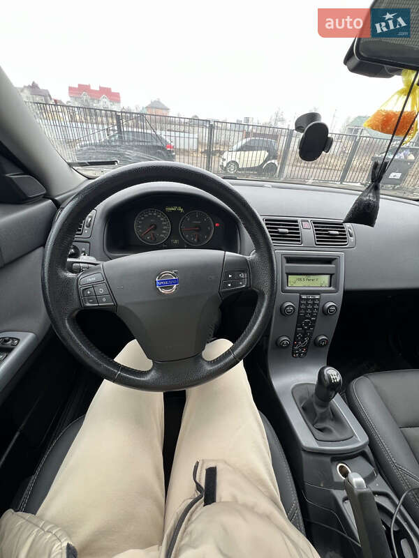 Универсал Volvo V50 2007 в Киеве