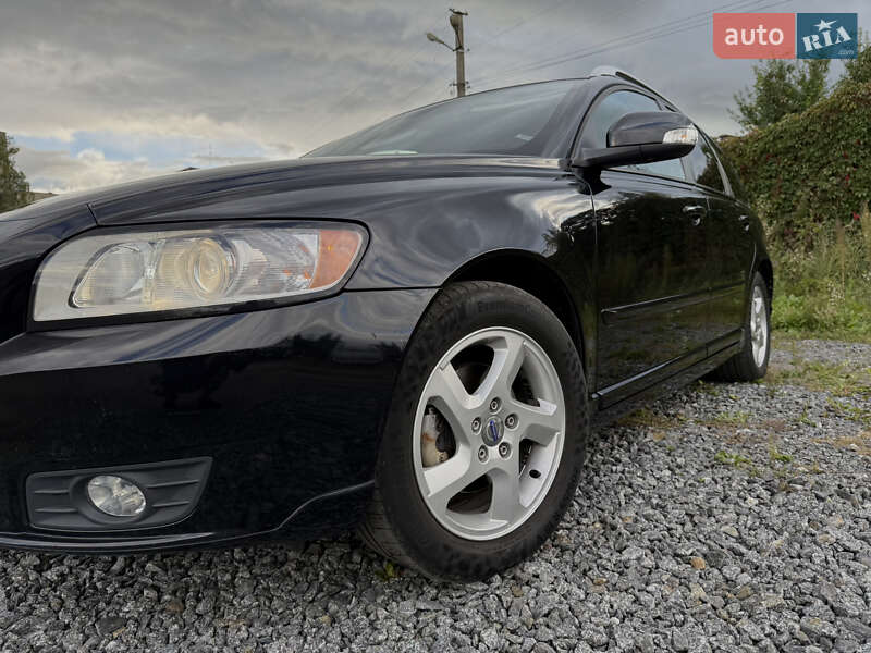 Универсал Volvo V50 2011 в Дрогобыче