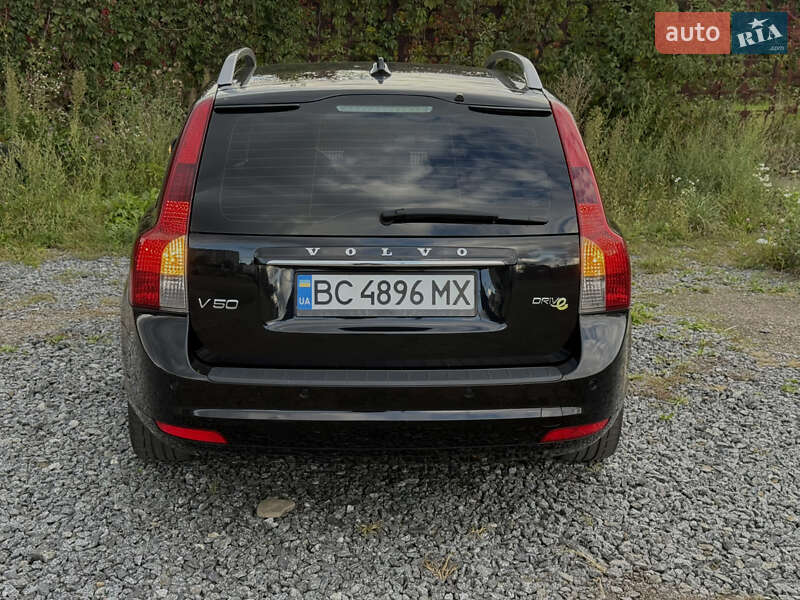 Универсал Volvo V50 2011 в Дрогобыче