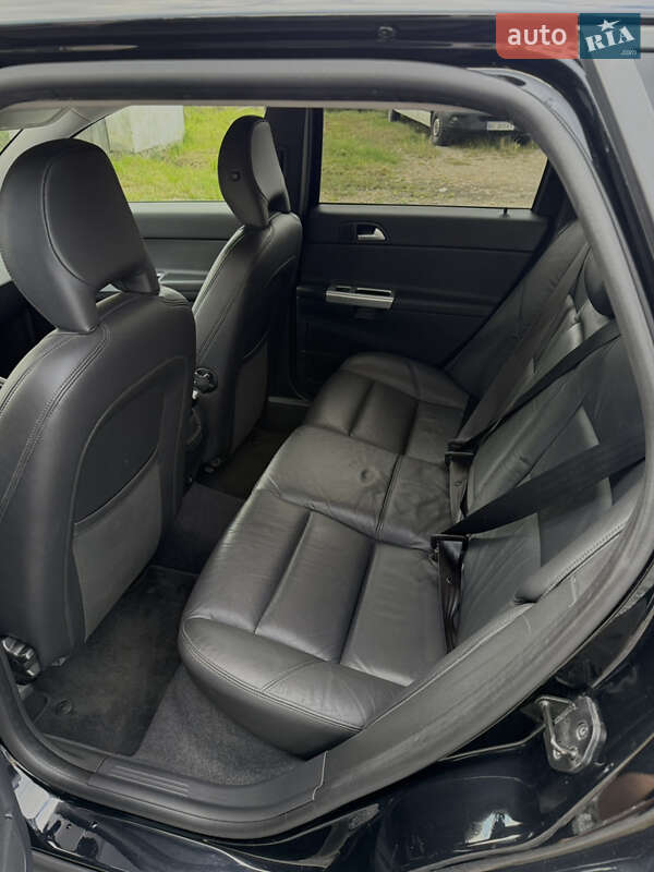 Универсал Volvo V50 2011 в Дрогобыче