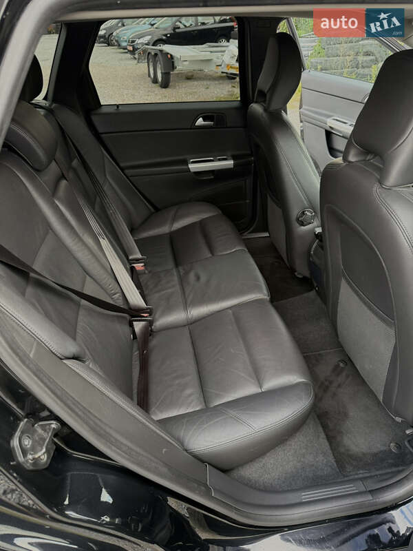 Универсал Volvo V50 2011 в Дрогобыче