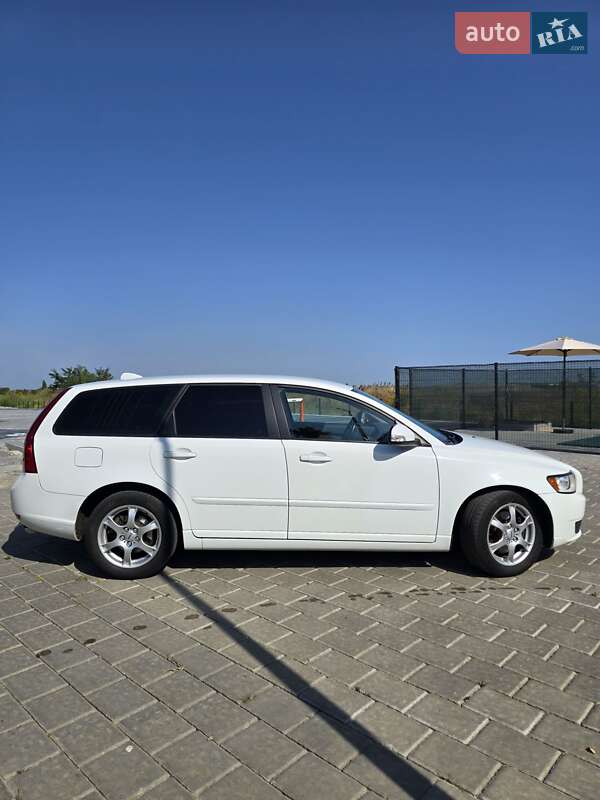 Универсал Volvo V50 2012 в Ровно