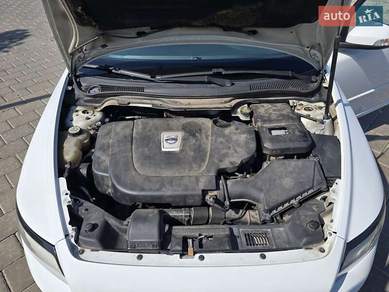 Универсал Volvo V50 2012 в Ровно