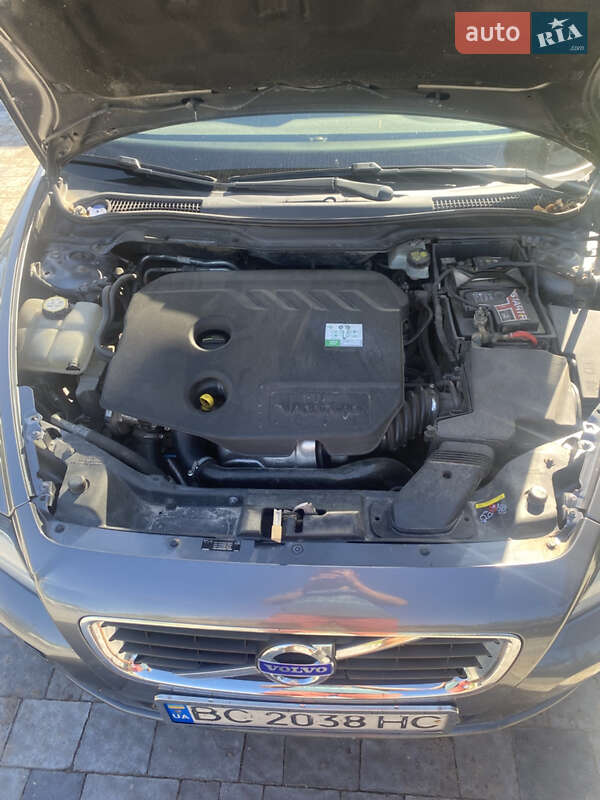 Универсал Volvo V50 2011 в Золочеве фото 15 Универсал Volvo V50 2011 в Золочеве