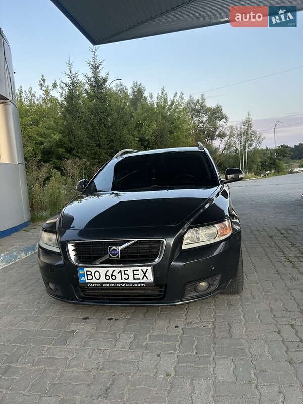 Универсал Volvo V50 2009 в 