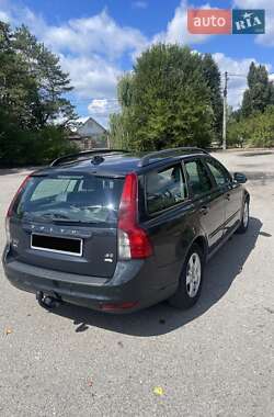 Универсал Volvo V50 2010 в 