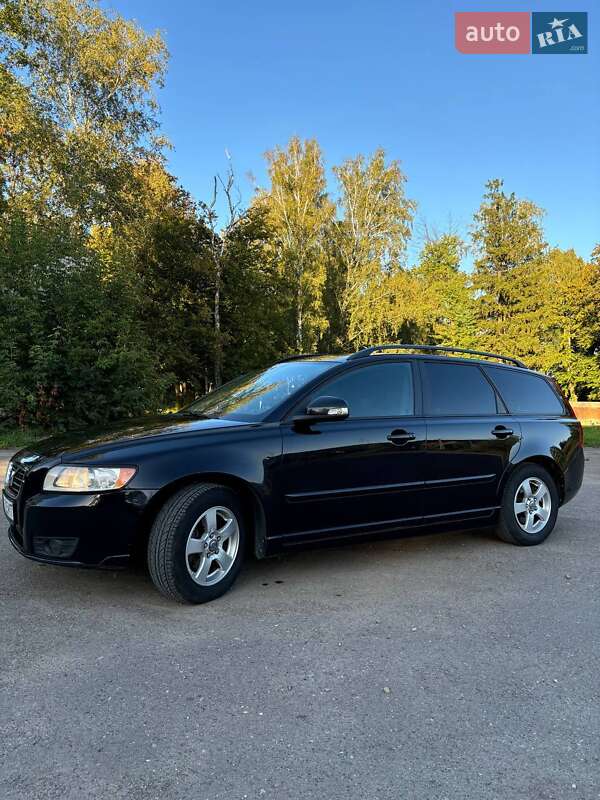 Універсал Volvo V50 2009 в Старому Самборі
