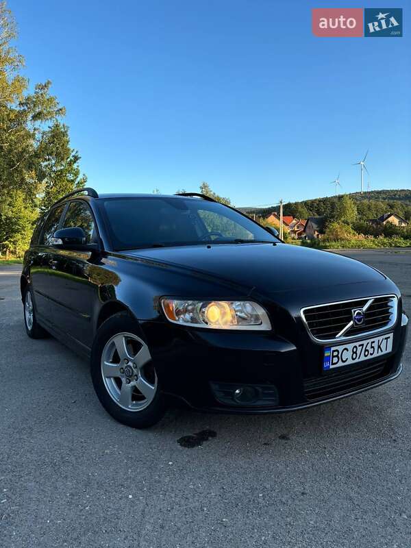 Універсал Volvo V50 2009 в Старому Самборі
