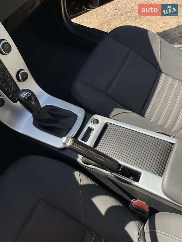 Універсал Volvo V50 2012 в Івано-Франківську