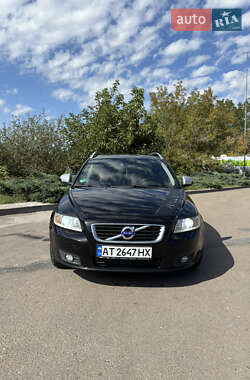 Универсал Volvo V50 2011 в Снятине
