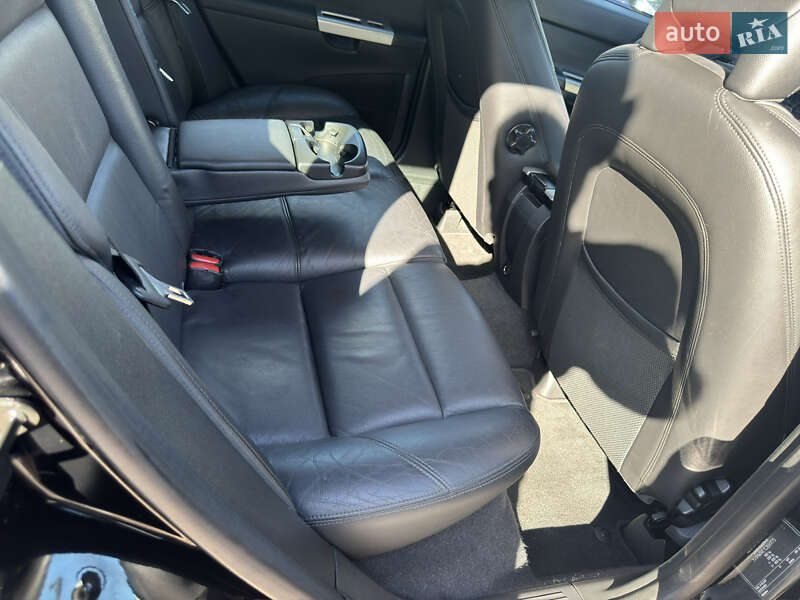 Универсал Volvo V50 2012 в Киеве