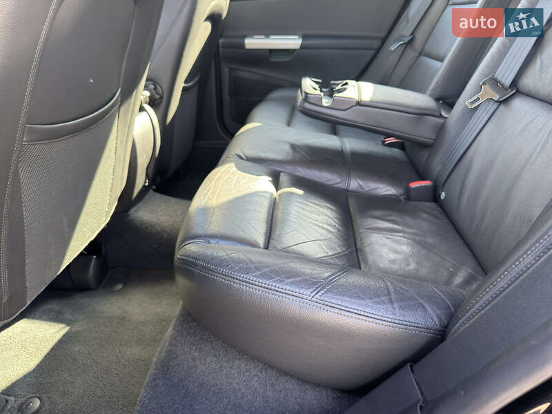 Универсал Volvo V50 2012 в Киеве