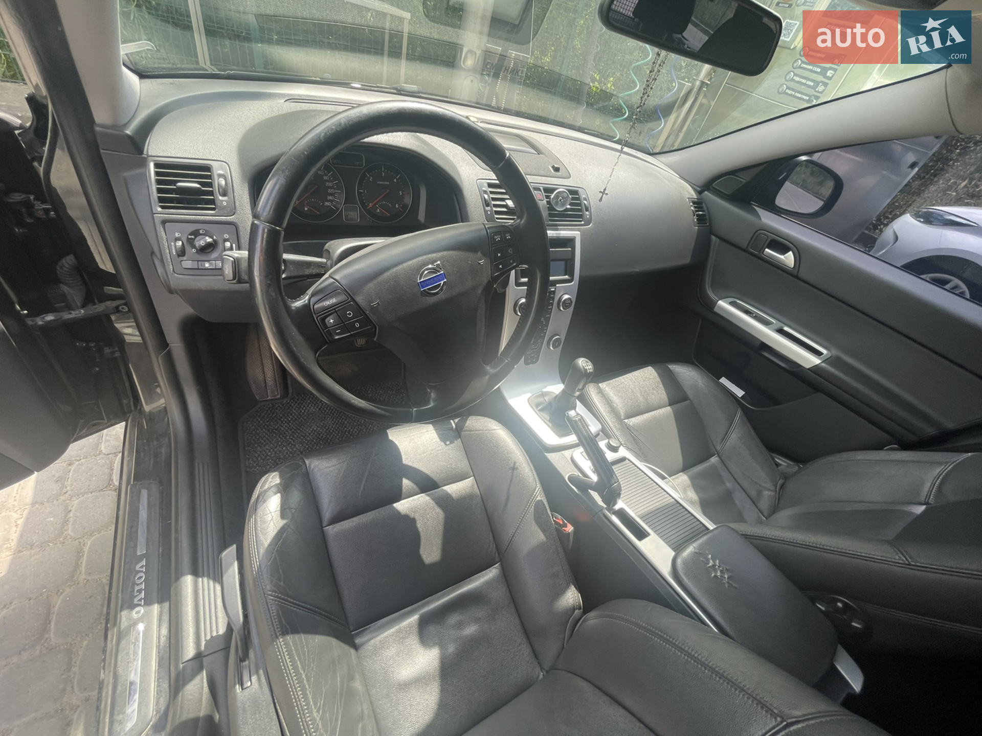 2011 Volvo V50 - мініатюра 2