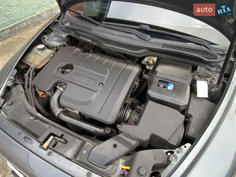 Volvo V50 2010 VIN YV1MW76F2A2572840 фото оголошення 10 з 49