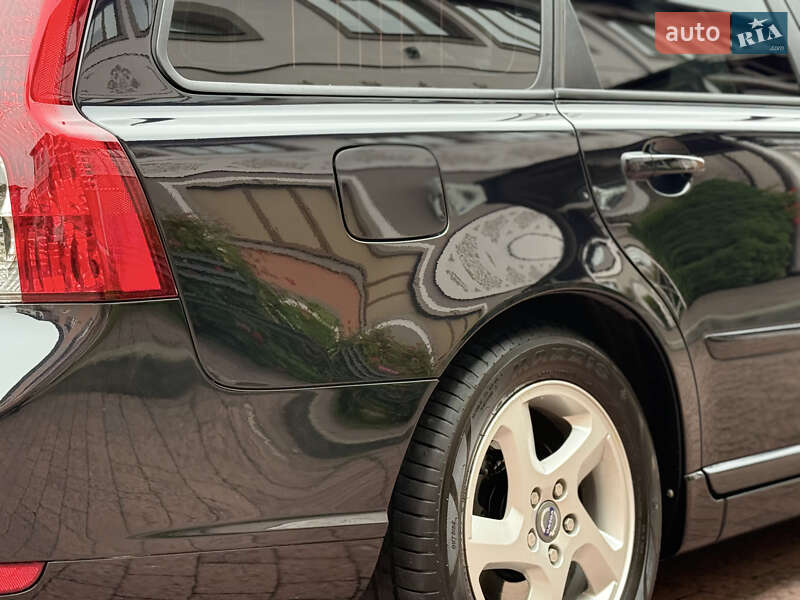 Универсал Volvo V50 2012 в Стрые