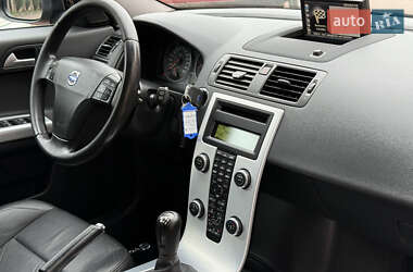 Универсал Volvo V50 2012 в 