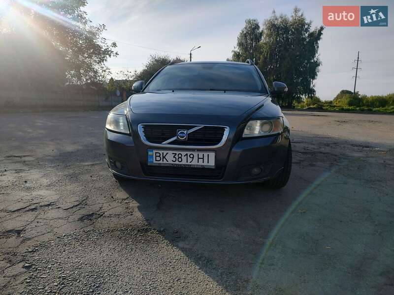 Volvo V50 2010 Volvo V50 2010