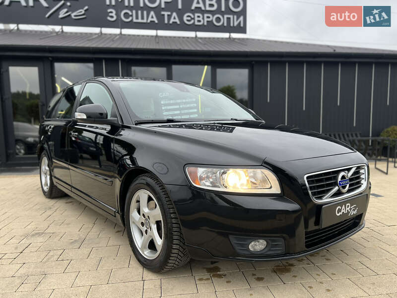 Универсал Volvo V50 2011 в Львове