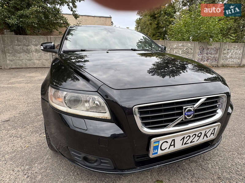 Универсал Volvo V50 2008 в Черкассах
