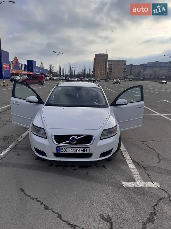 Volvo V50 2010